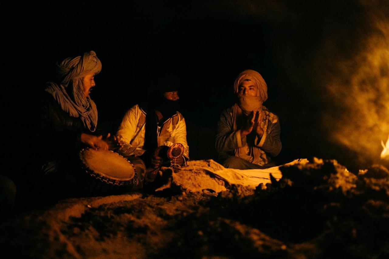 Berber Camp & Desert Tours Otel M'Hamid Dış mekan fotoğraf